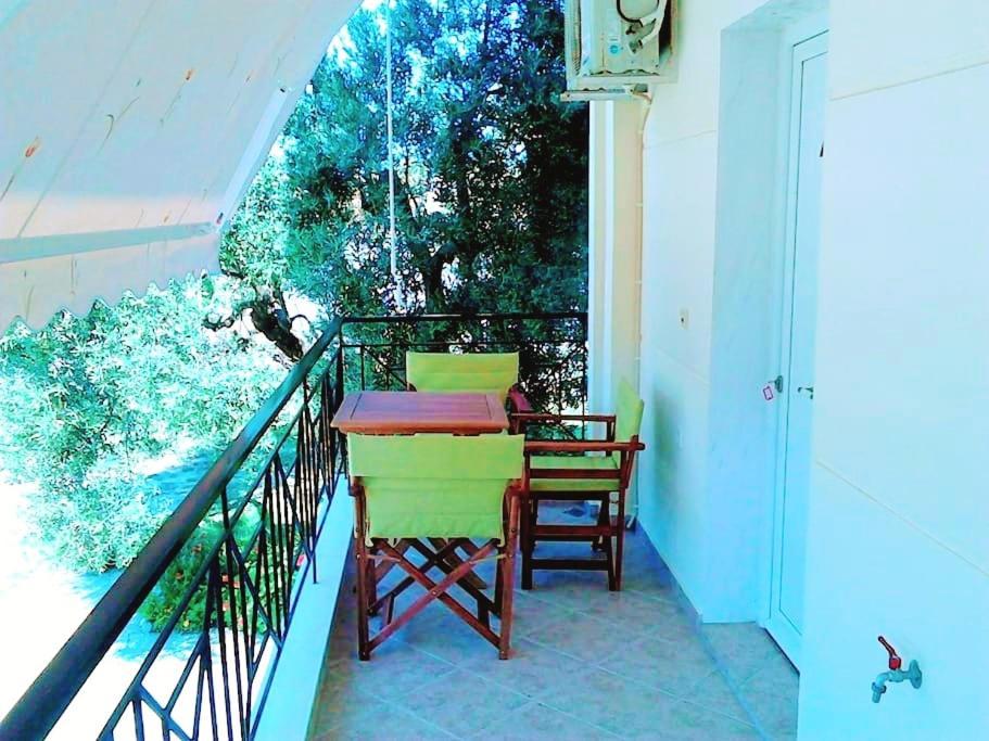 Giorgos Apartments. Skála Foúrkas Zewnętrze zdjęcie