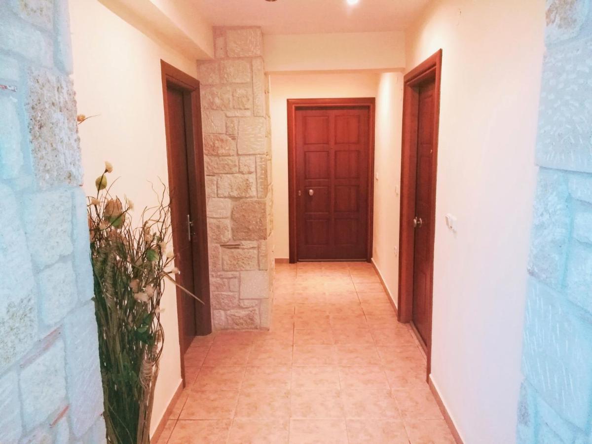 Giorgos Apartments. Skála Foúrkas Zewnętrze zdjęcie