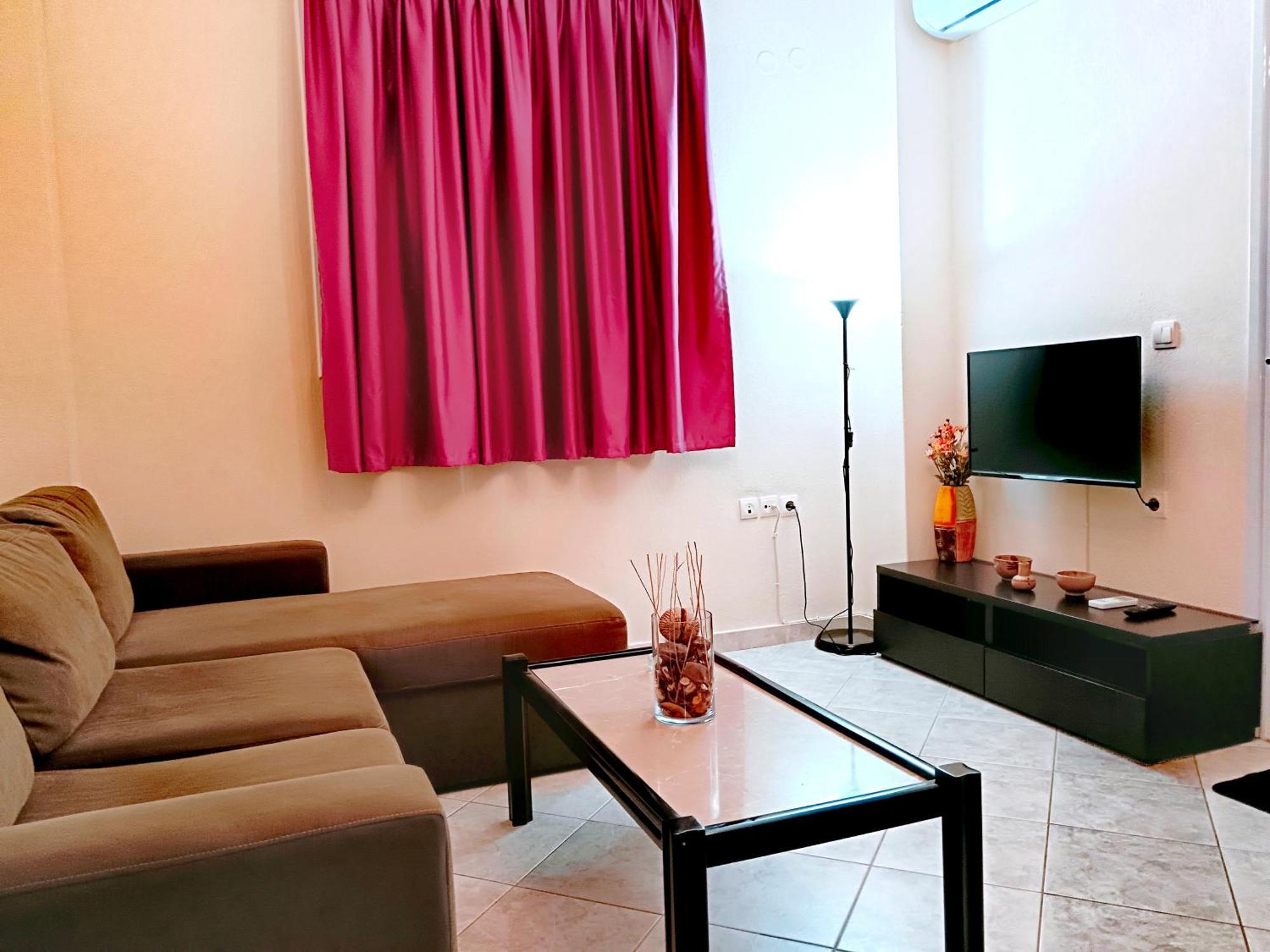 Giorgos Apartments. Skála Foúrkas Zewnętrze zdjęcie