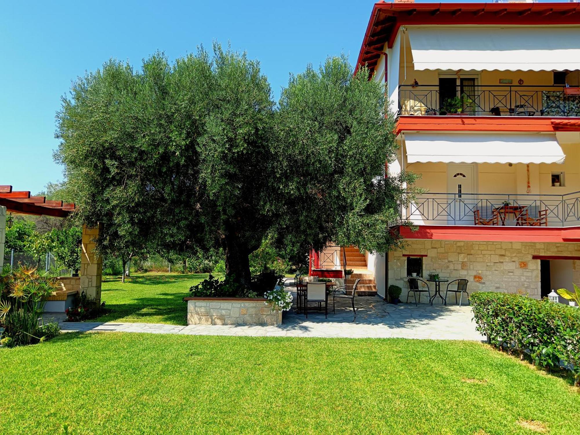 Giorgos Apartments. Skála Foúrkas Zewnętrze zdjęcie