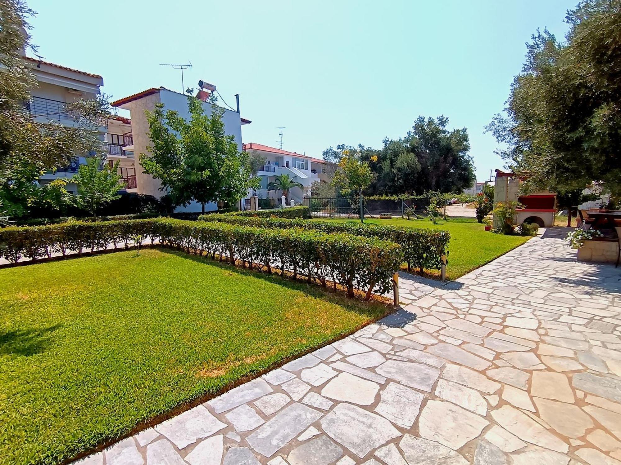 Giorgos Apartments. Skála Foúrkas Zewnętrze zdjęcie